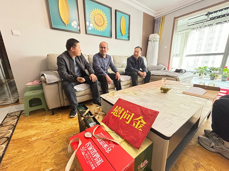 0324爱心汇聚暖人心 山东盛源为员工发起爱心募捐活动（朱海燕 郝晓霞）