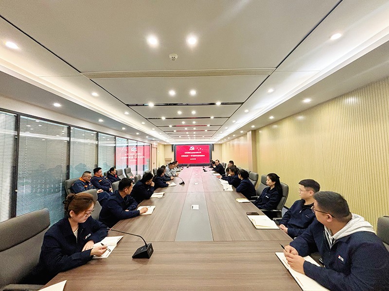 0307文明实践周丨山东盛源公司举办劳模先进座谈会(郝晓霞)