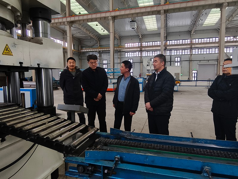 1124深化协同赋能产业共赢发展链接中亚——新疆八一钢铁集团考察霍尔果斯山东盛源新疆分公司(姜子明 郝晓霞 邵长生)